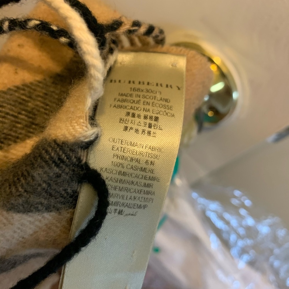 Burberry Scarf - Picture 2 of 2